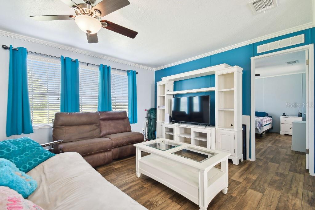 11209 JIM JORDAN RD, DADE CITY, FL, 33525