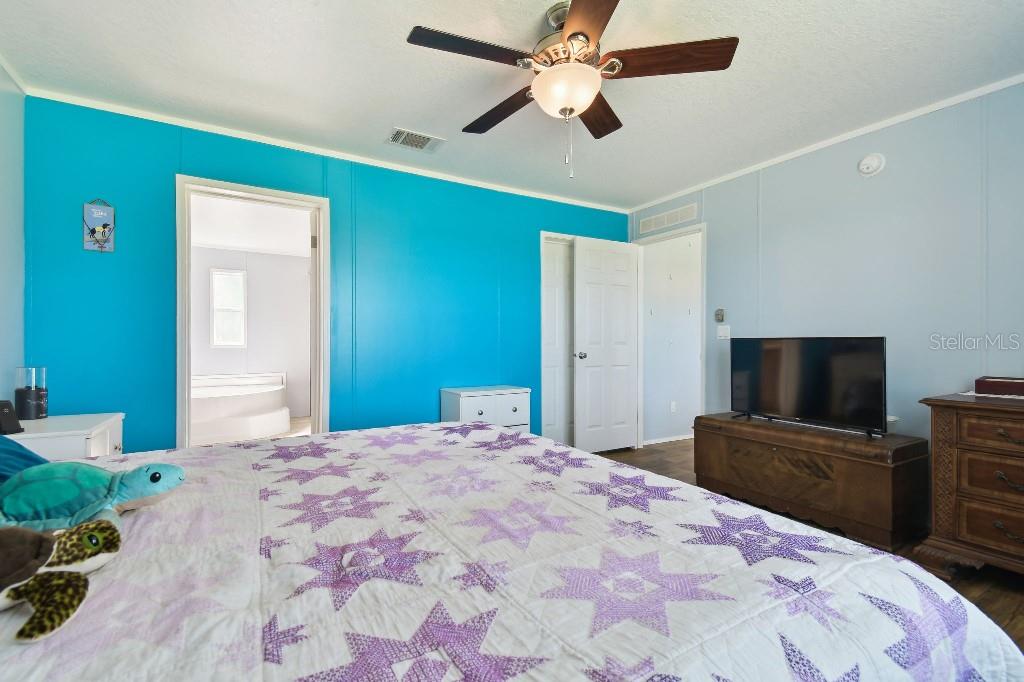 11209 JIM JORDAN RD, DADE CITY, FL, 33525