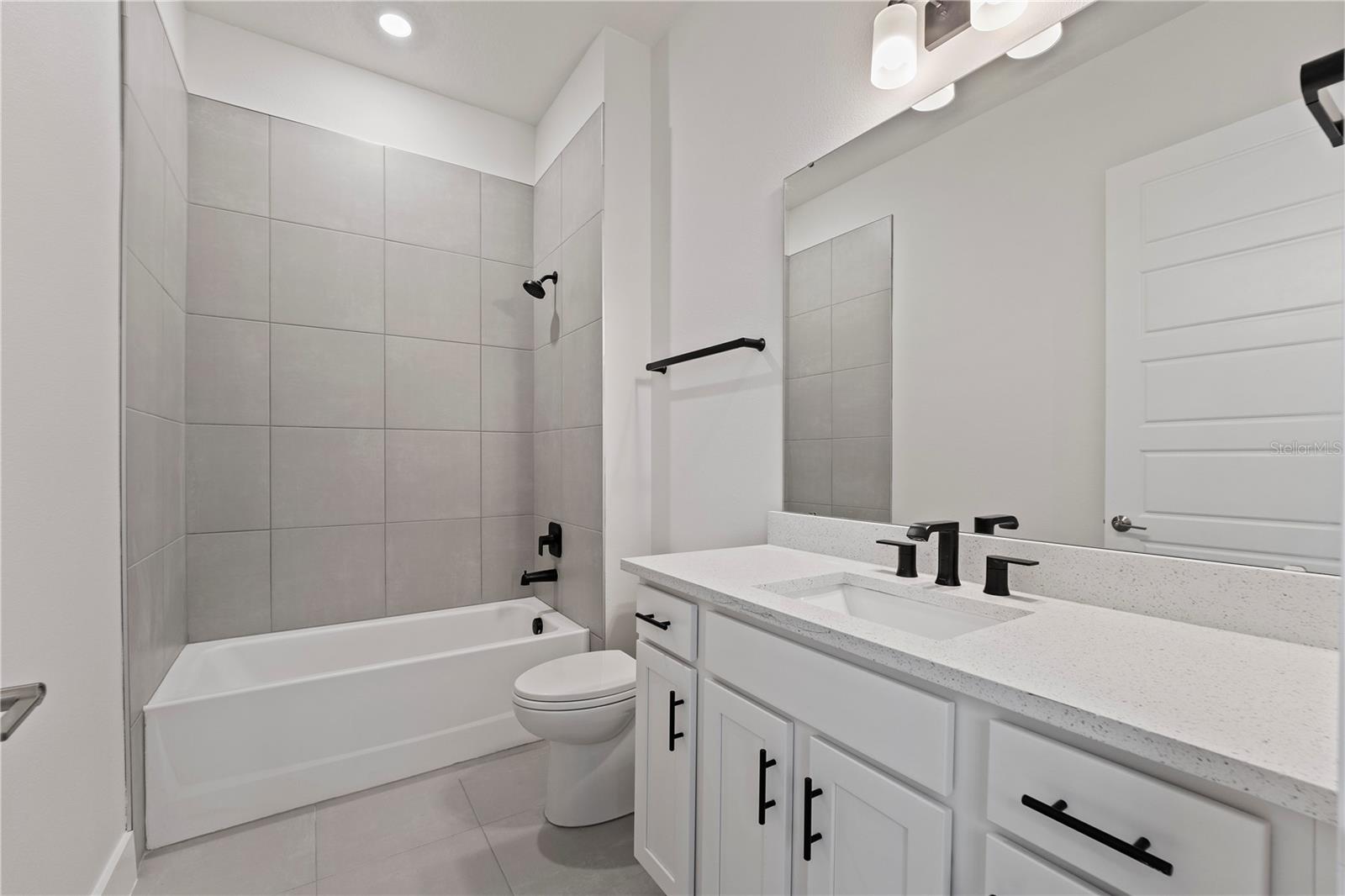 336 CENTER LAKE LN #A-2, OVIEDO, FL, 32765