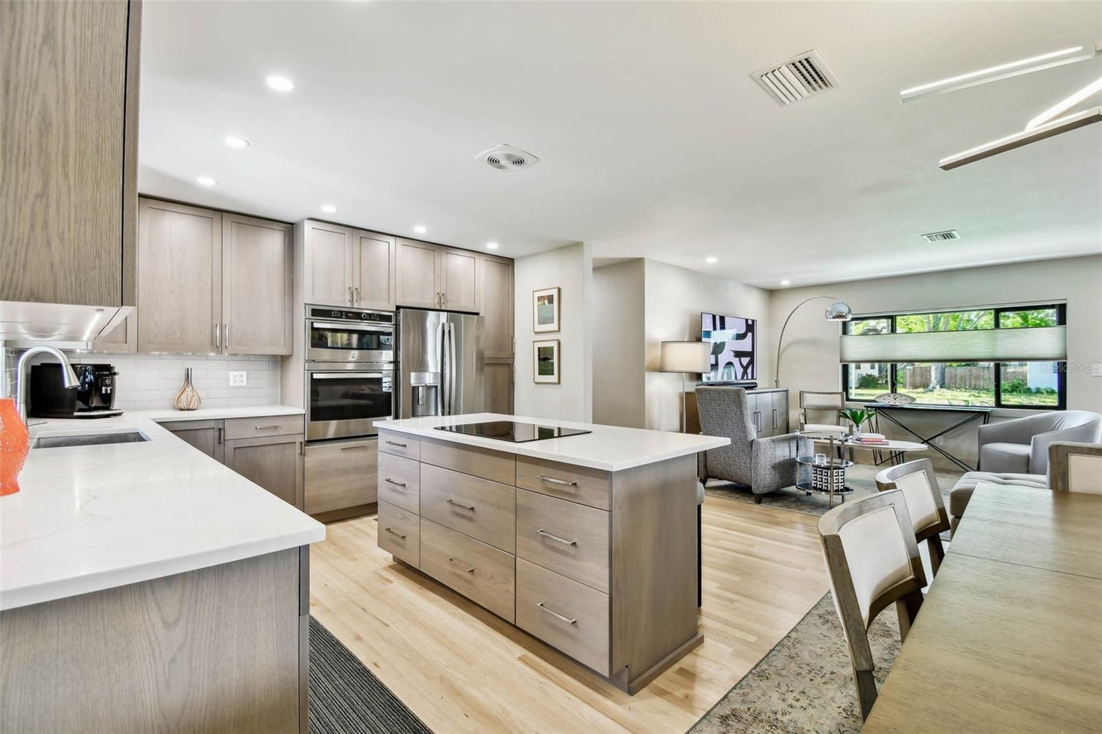 521 50TH AVE S, ST PETERSBURG, FL, 33705