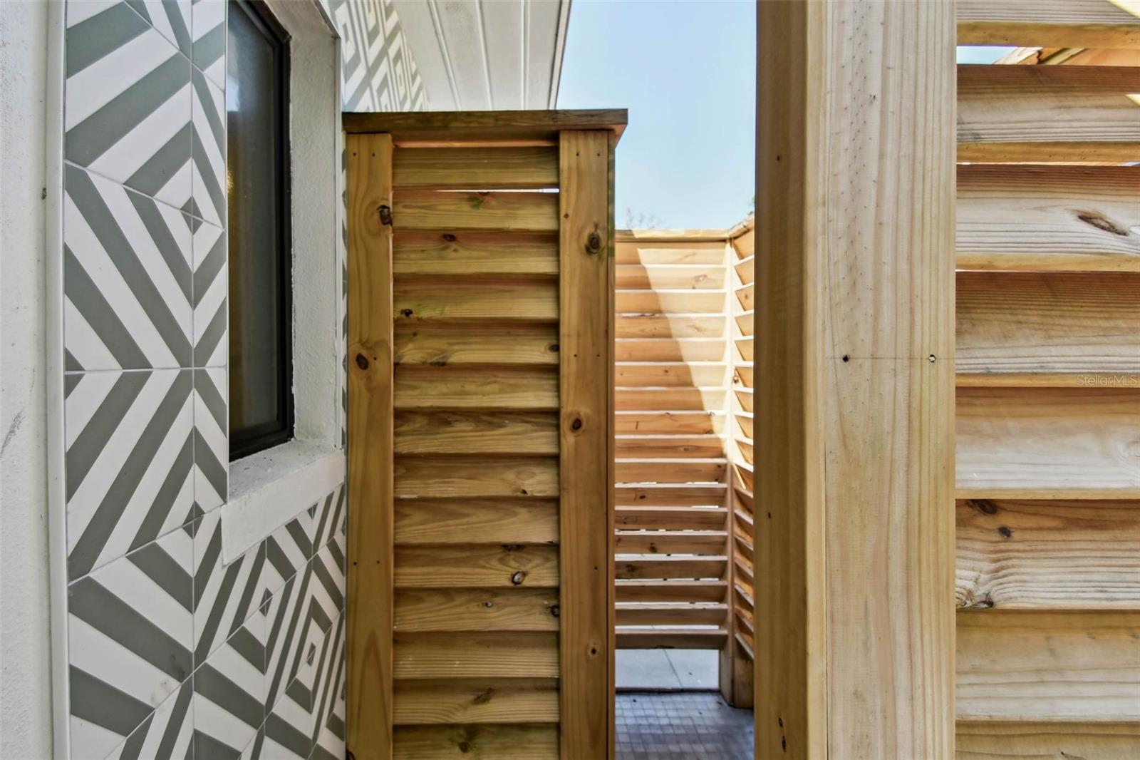 521 50TH AVE S, ST PETERSBURG, FL, 33705