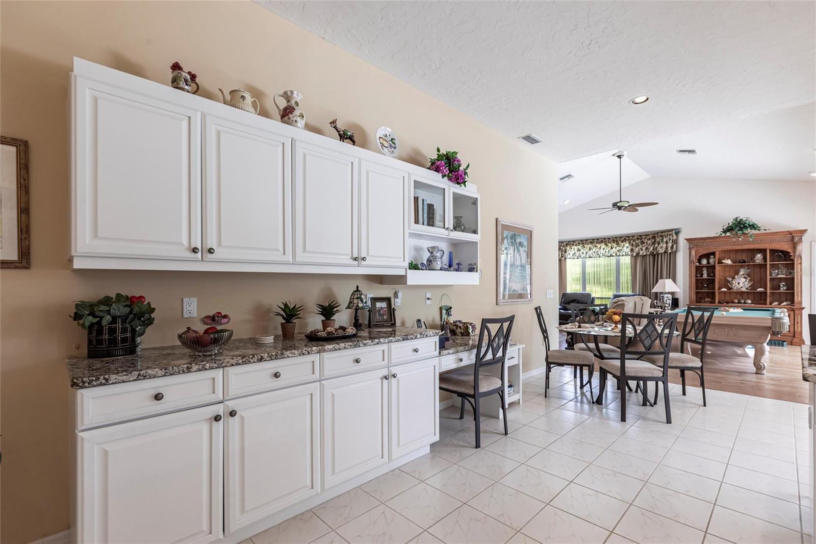 832 CARNOUSTIE DR, VENICE, FL, 34293