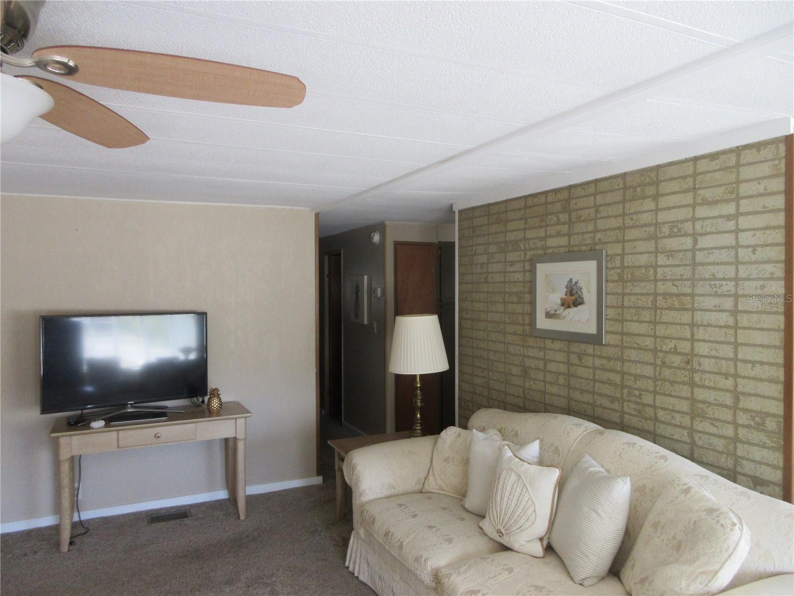 1918 SE 183RD TER, SILVER SPRINGS, FL, 34488