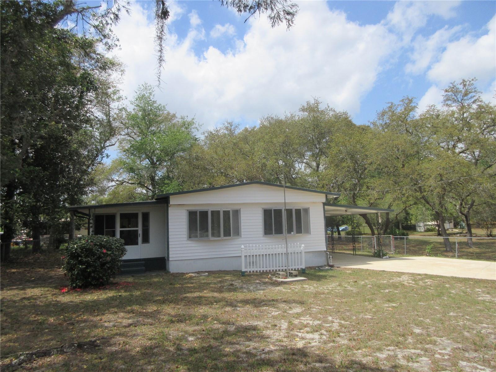 1918 SE 183RD TER, SILVER SPRINGS, FL, 34488
