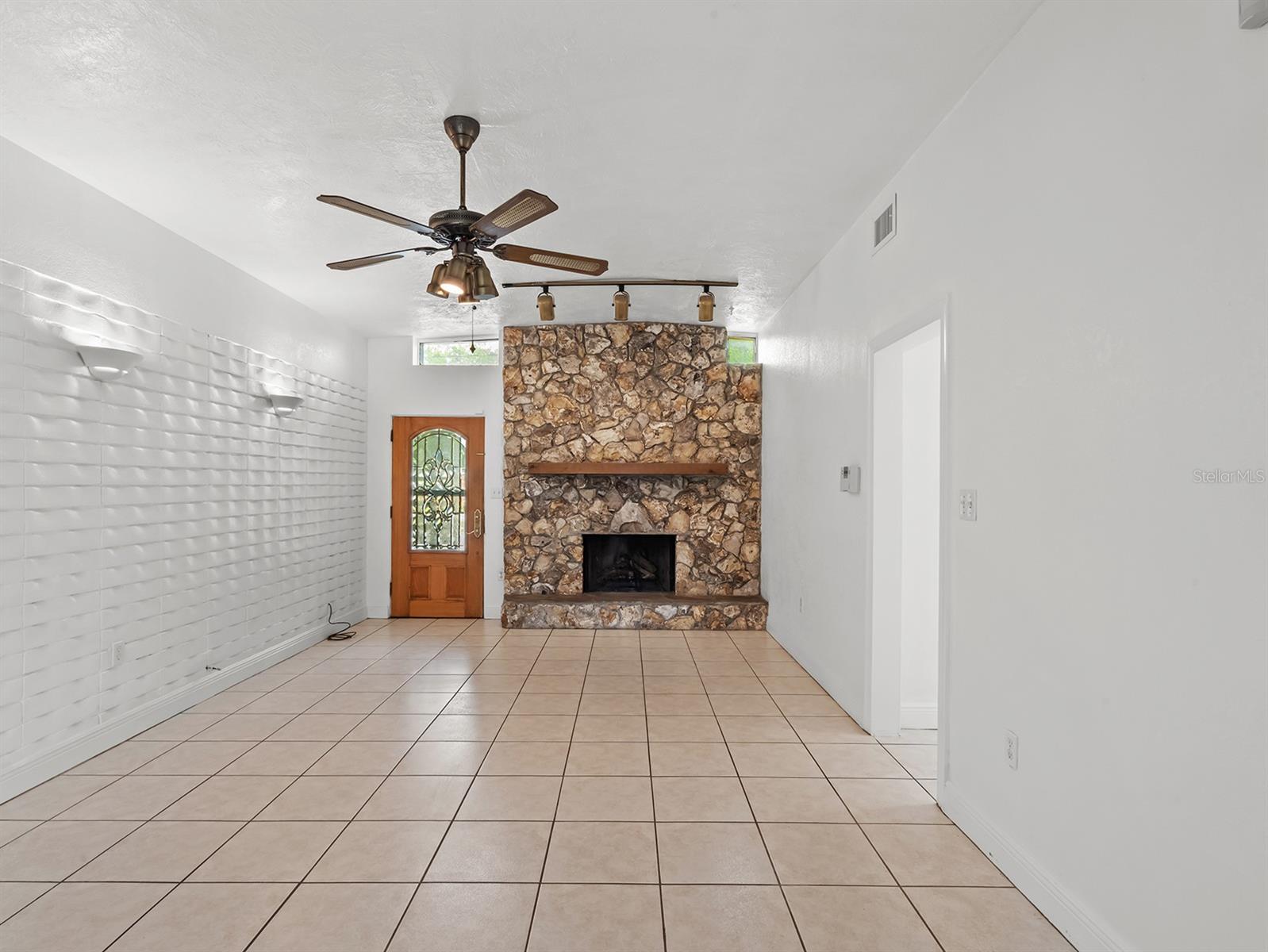 900 SAN DOMINGO RD, ORLANDO, FL, 32808