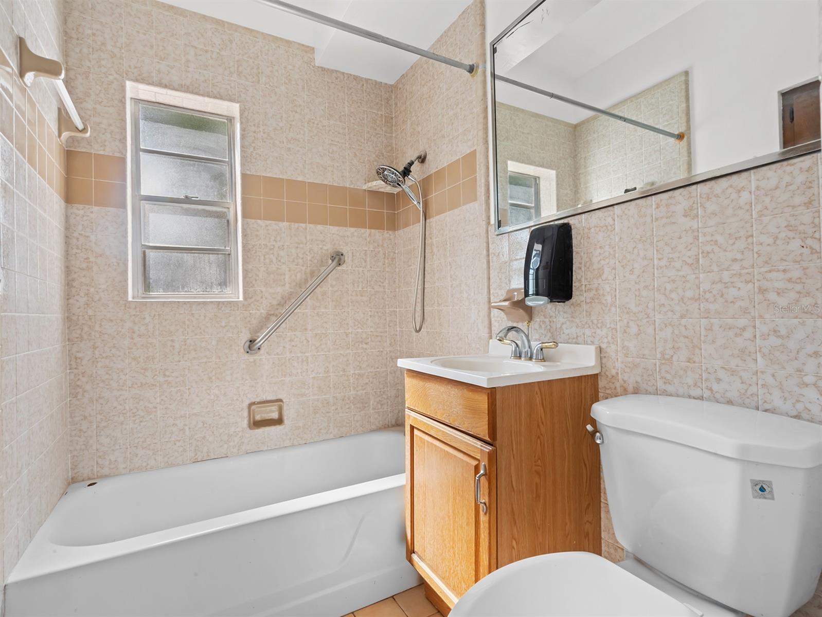 900 SAN DOMINGO RD, ORLANDO, FL, 32808