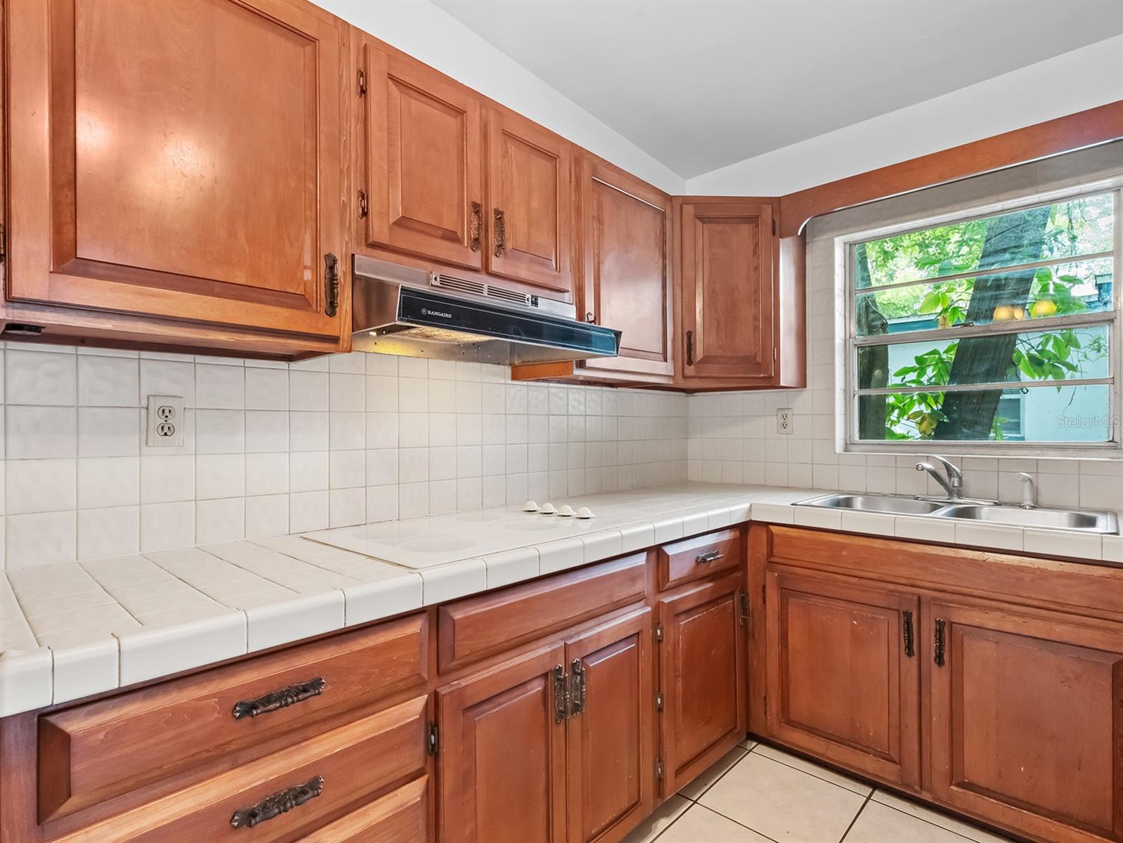 900 SAN DOMINGO RD, ORLANDO, FL, 32808