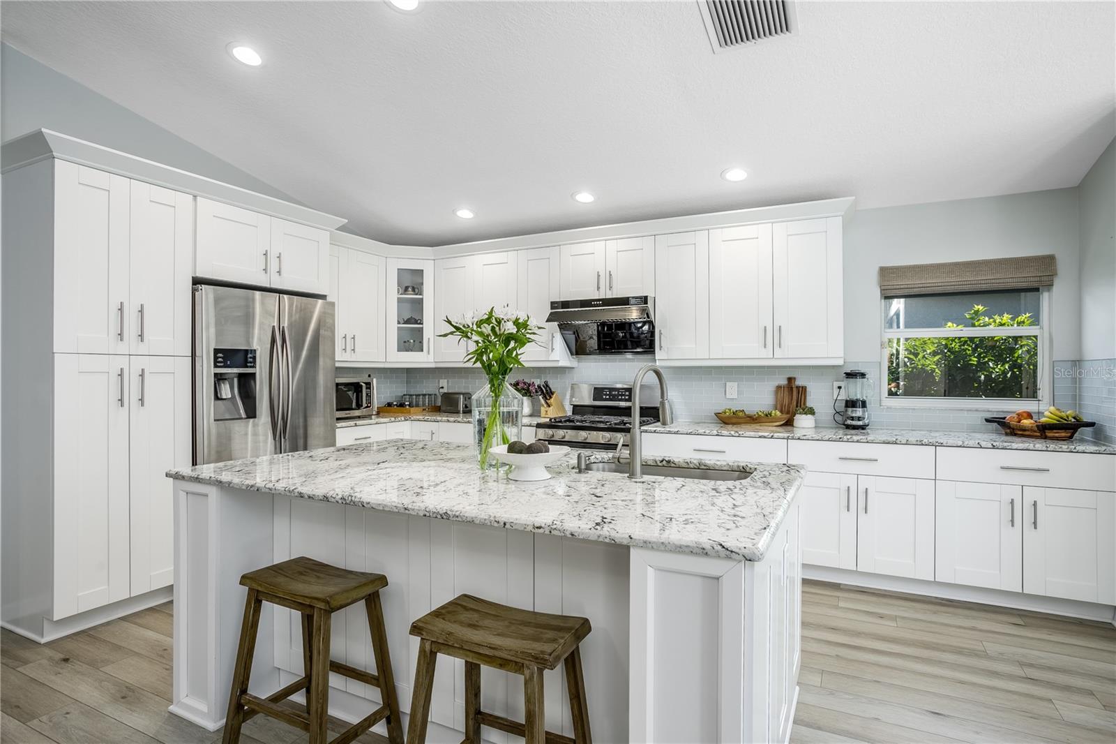 9932 STOCKBRIDGE DR, TAMPA, FL, 33626