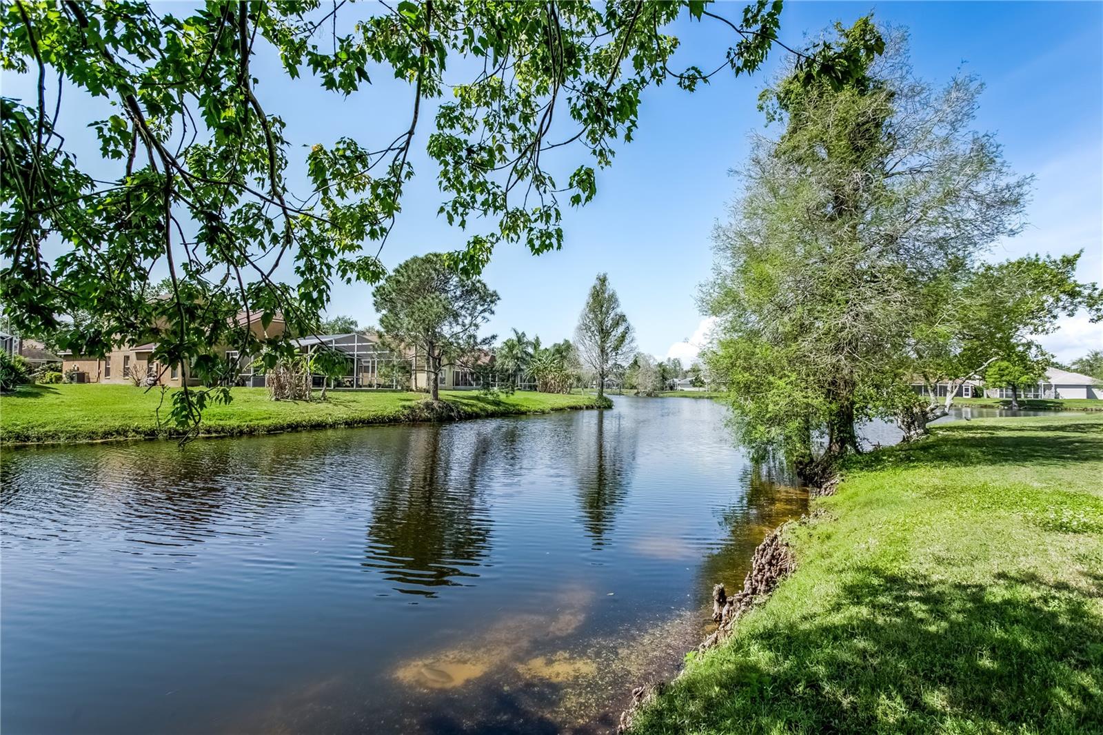 9932 STOCKBRIDGE DR, TAMPA, FL, 33626