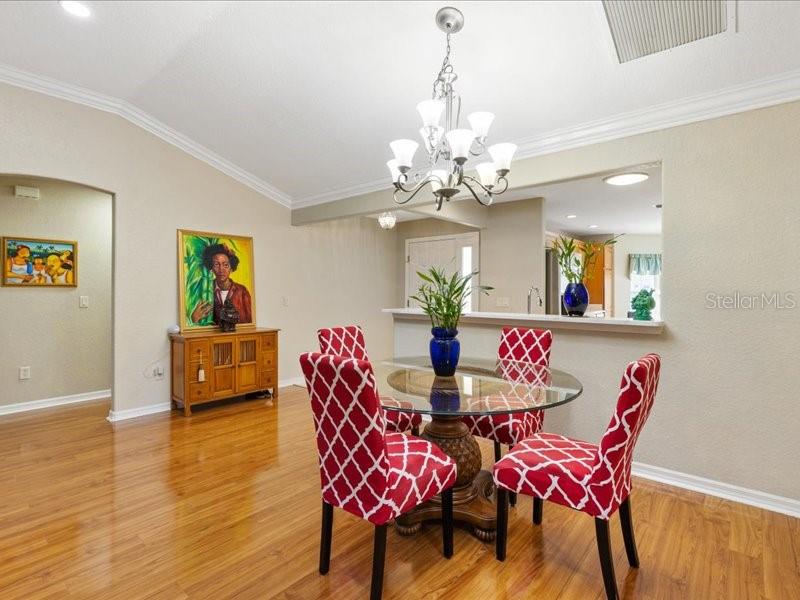 1561 LORIS LOOP, THE VILLAGES, FL, 32162