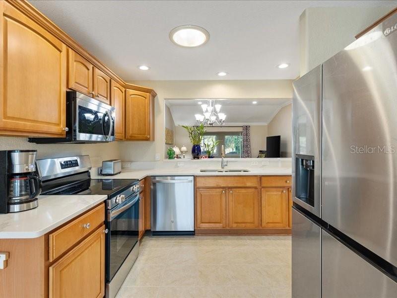 1561 LORIS LOOP, THE VILLAGES, FL, 32162