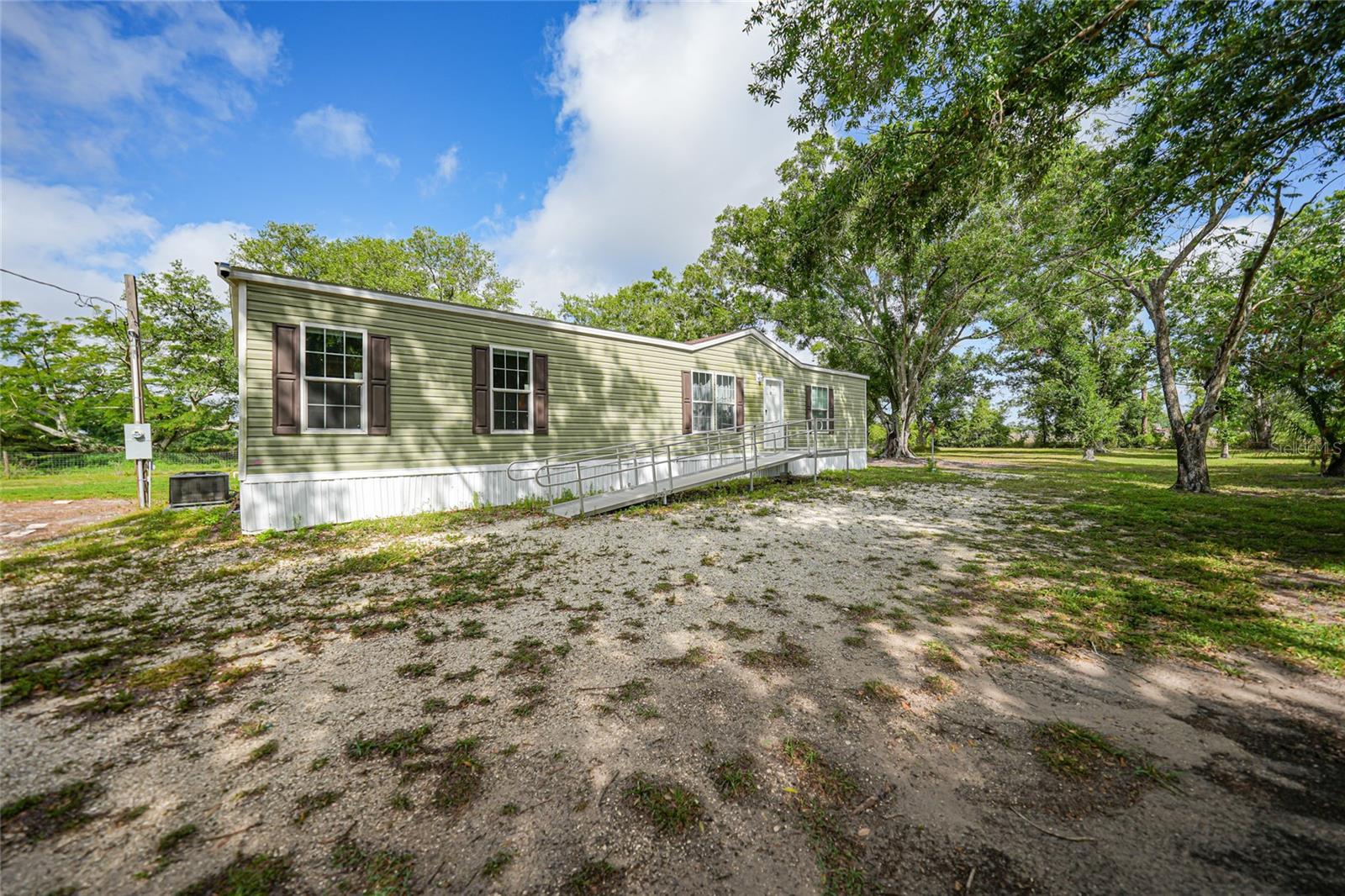 9827 SE HOTH RD, ARCADIA, FL, 34266