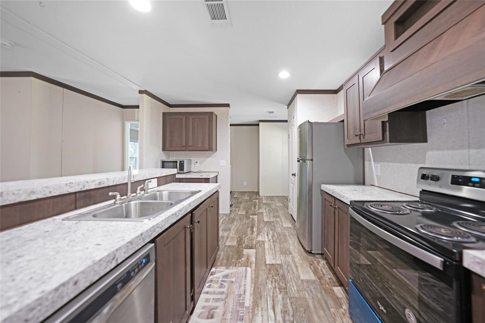 9827 SE HOTH RD, ARCADIA, FL, 34266