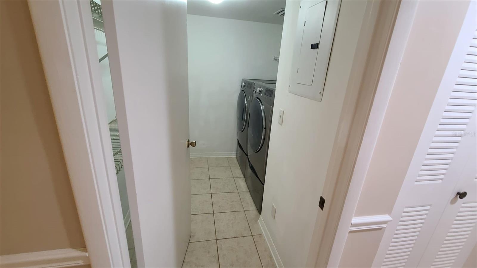 8201 SUN SPRING CIR #51, ORLANDO, FL, 32825