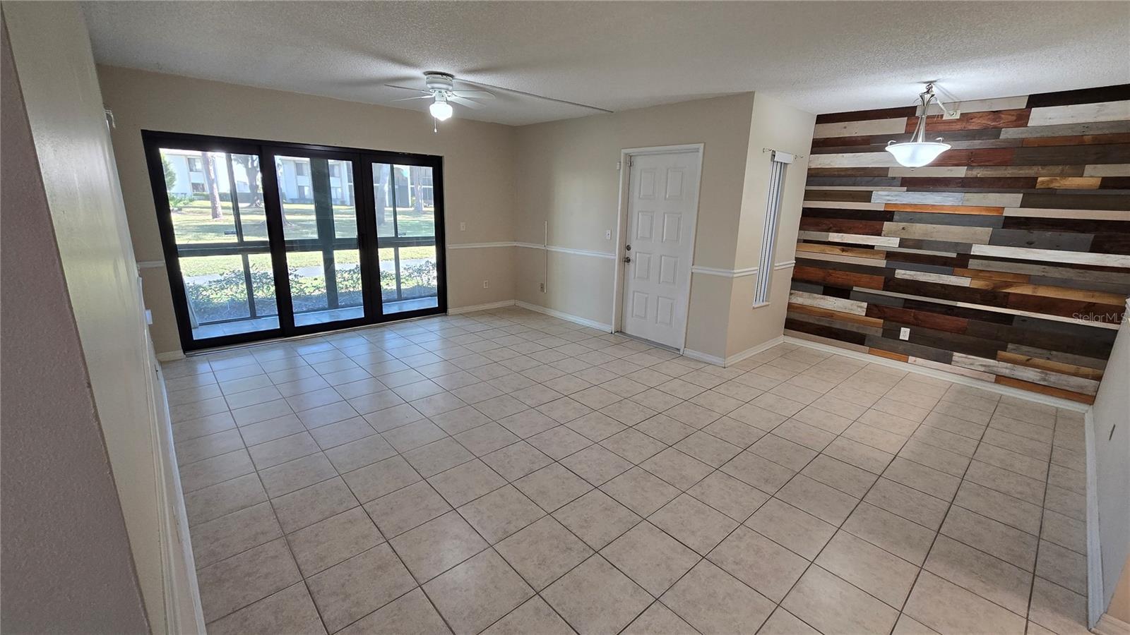 8201 SUN SPRING CIR #51, ORLANDO, FL, 32825