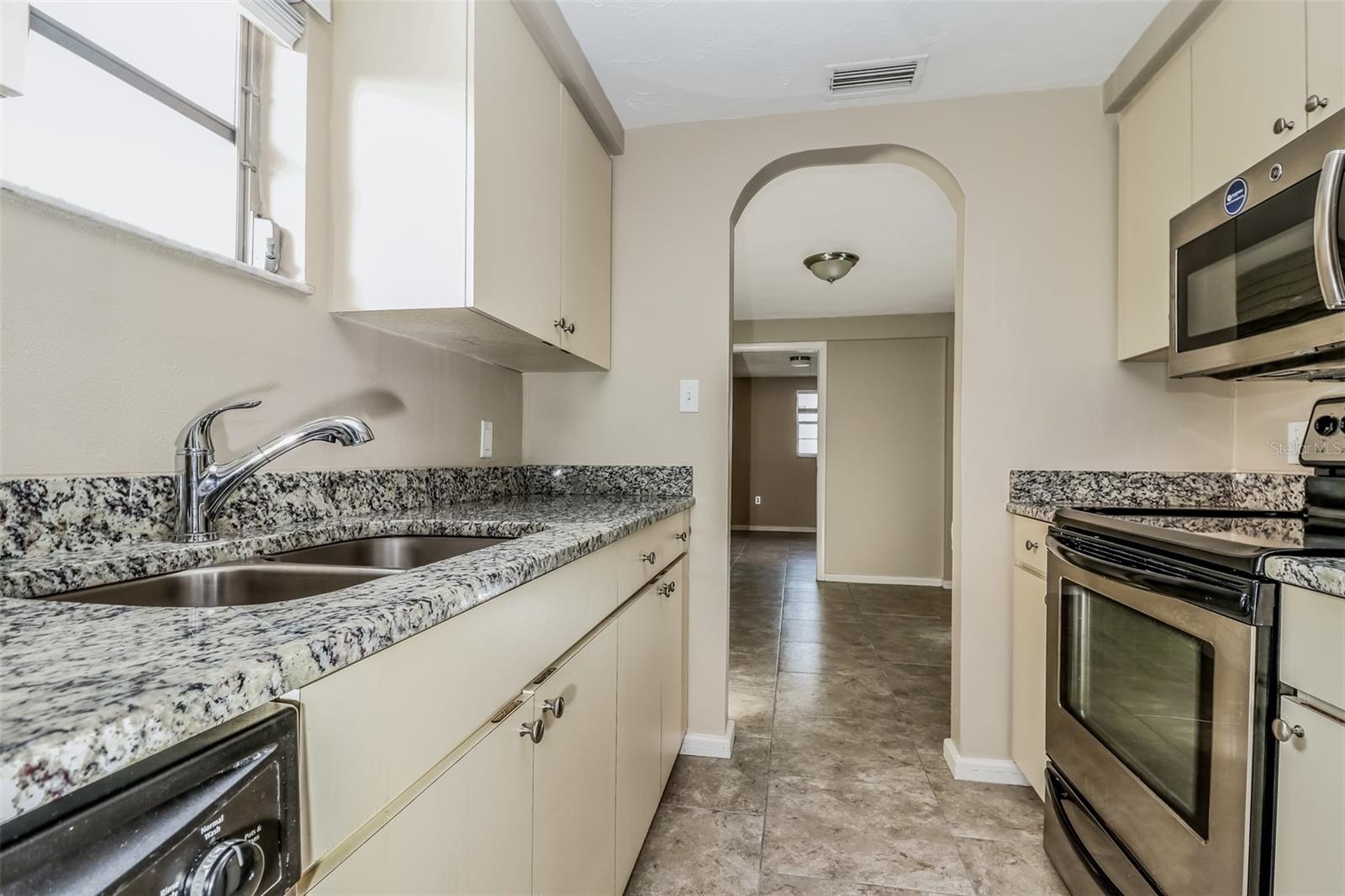 5643 ELENA DR, HOLIDAY, FL, 34690