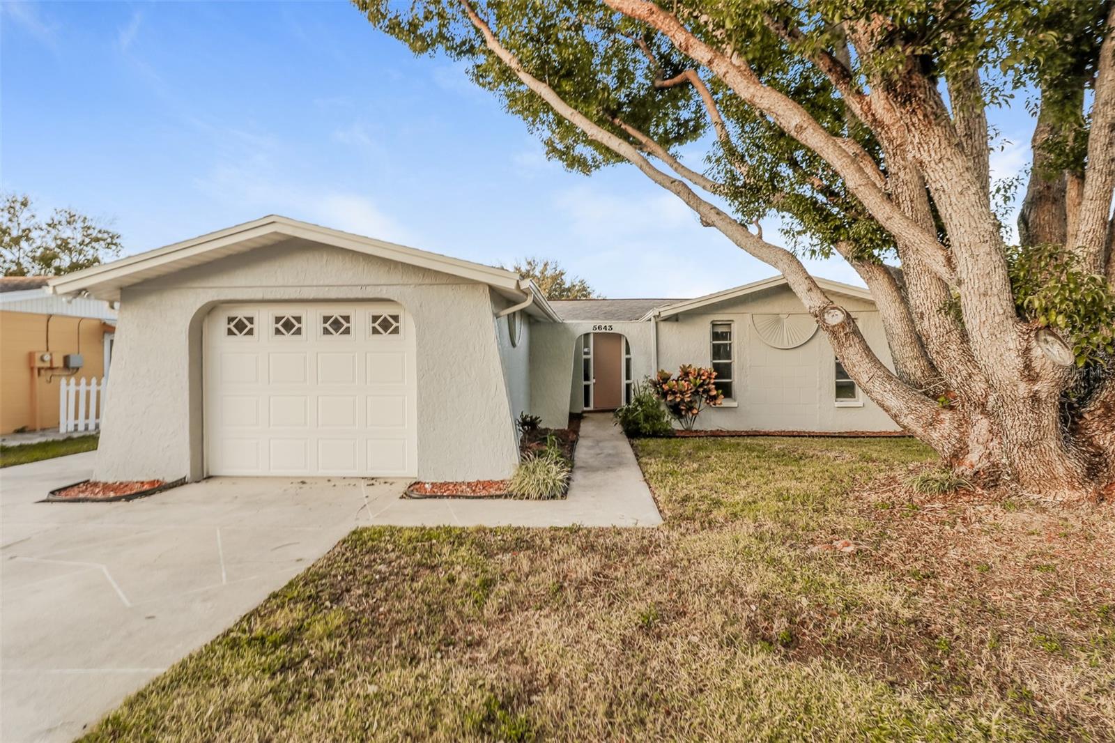 5643 ELENA DR, HOLIDAY, FL, 34690