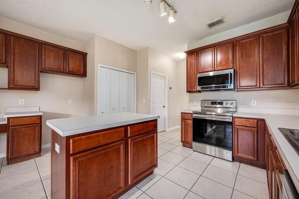 13574 OLD DOCK RD, ORLANDO, FL, 32828