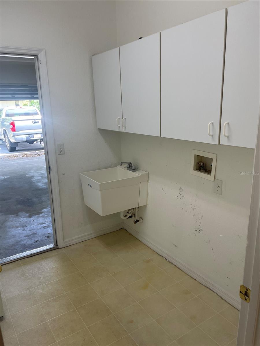 703 KELLYS CV, OCOEE, FL, 34761