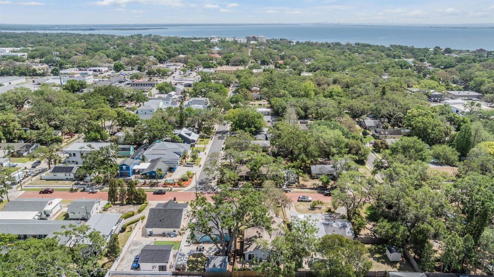 201 11TH AVE S, SAFETY HARBOR, FL, 34695
