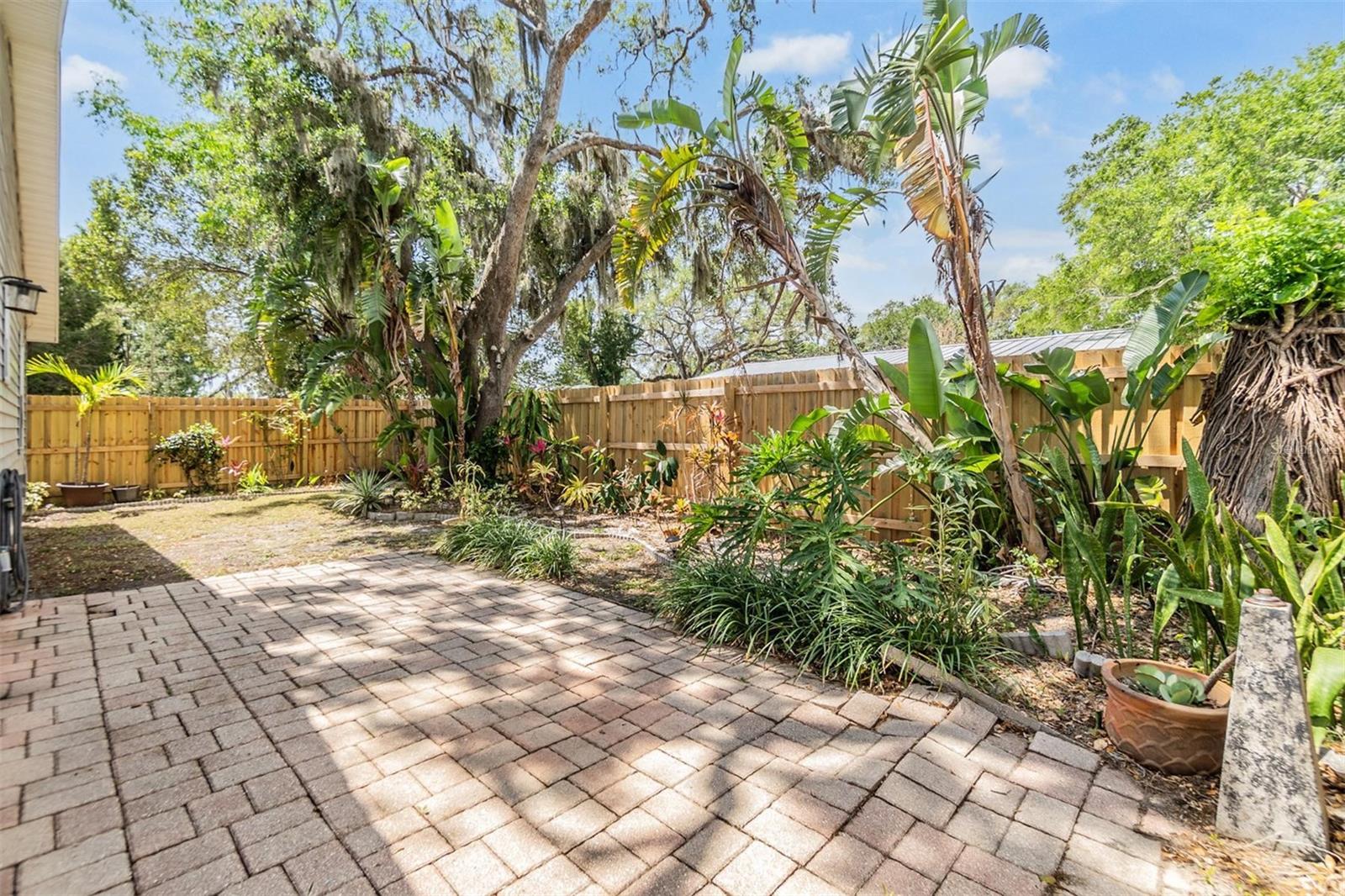 201 11TH AVE S, SAFETY HARBOR, FL, 34695
