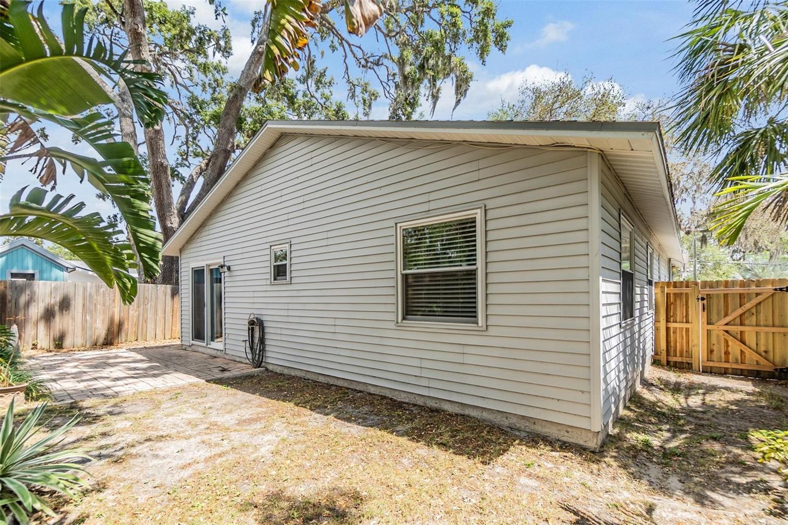 201 11TH AVE S, SAFETY HARBOR, FL, 34695