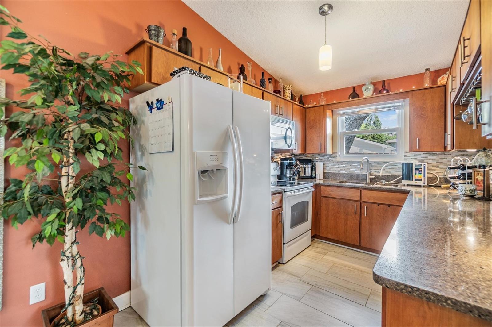 201 11TH AVE S, SAFETY HARBOR, FL, 34695