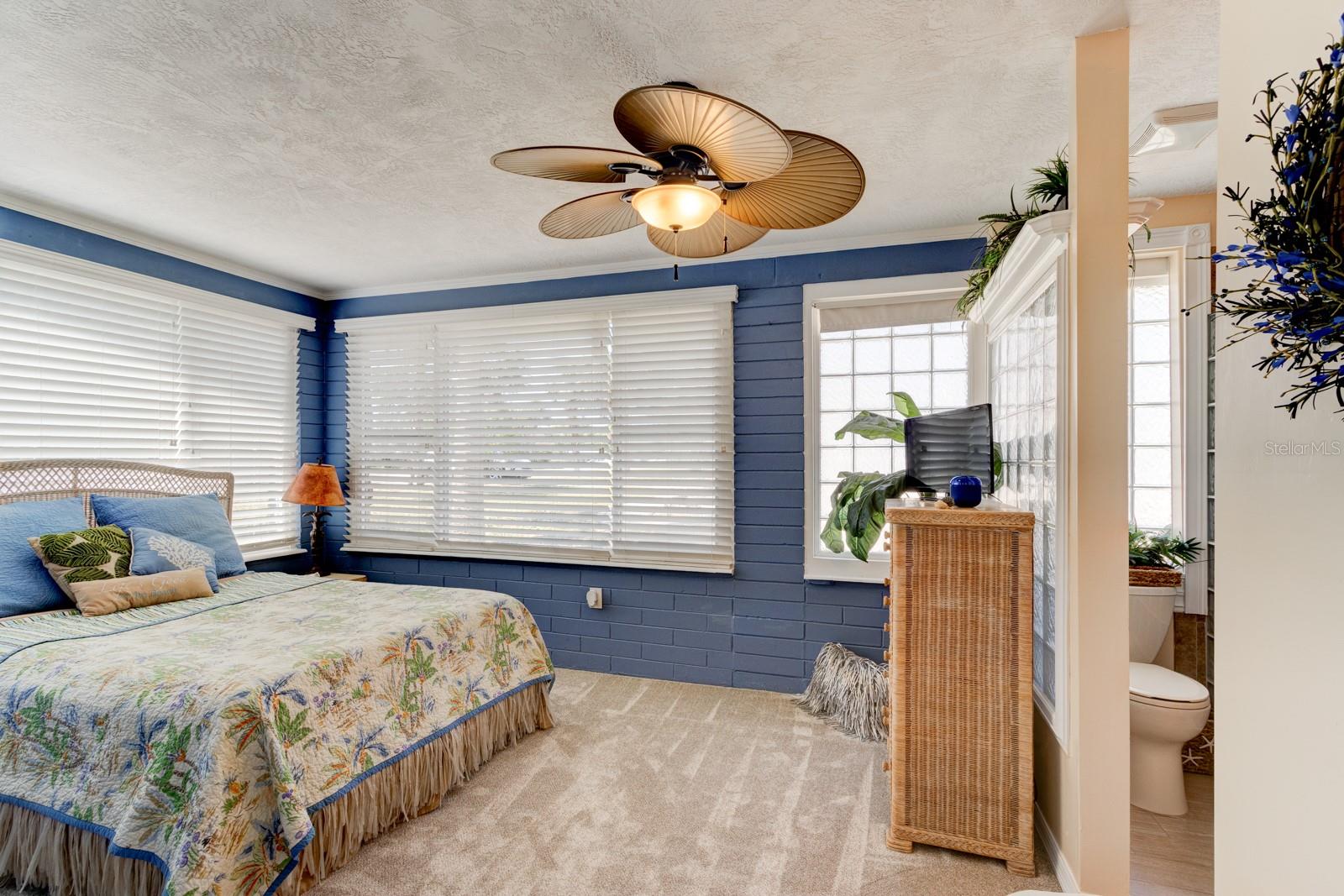 918 E 2ND AVE, NEW SMYRNA BEACH, FL, 32169