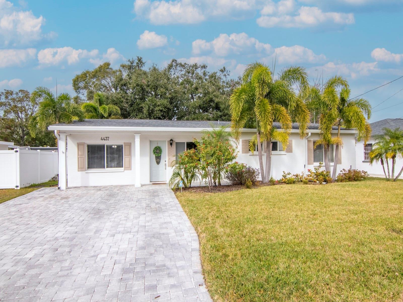 4437 W BAY COURT AVE, TAMPA, FL, 33611