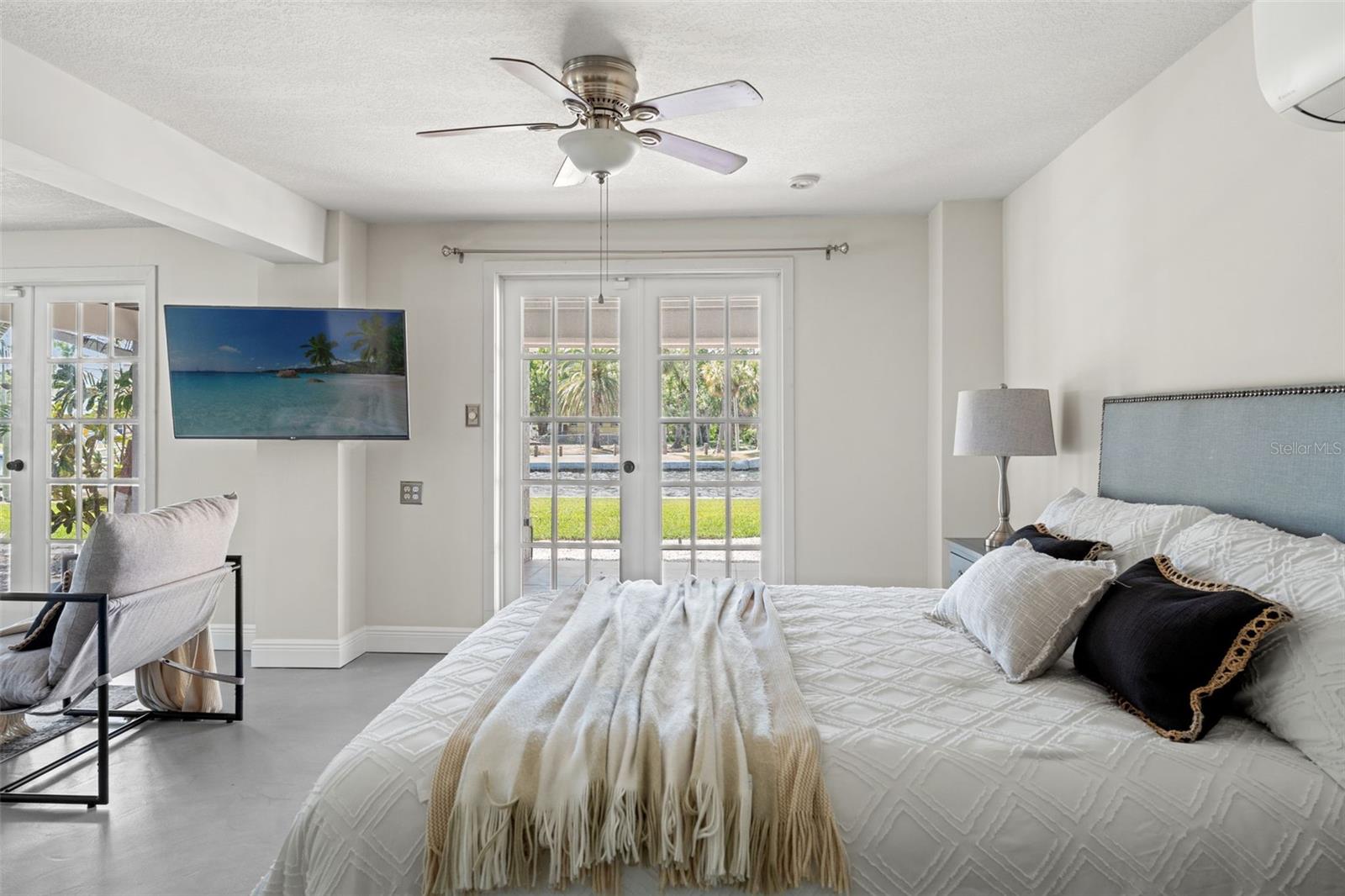 3901 POMPANO DR SE, ST PETERSBURG, FL, 33705
