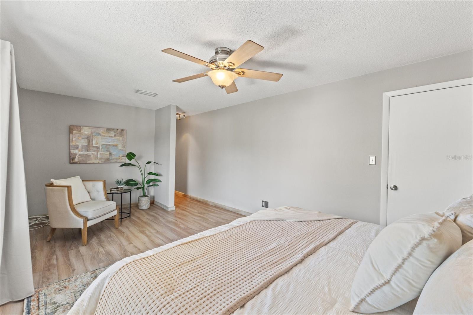 3901 POMPANO DR SE, ST PETERSBURG, FL, 33705