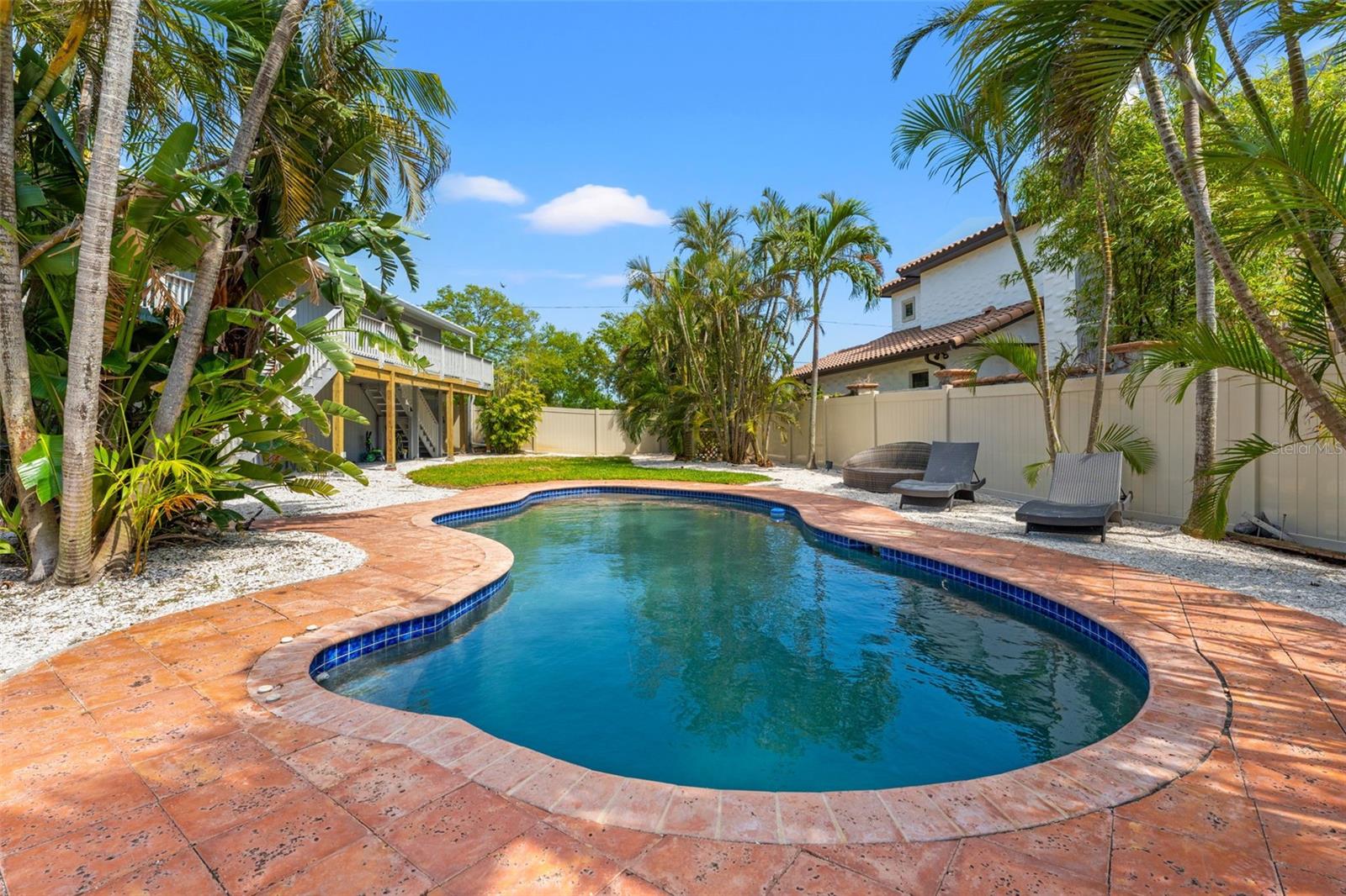 3901 POMPANO DR SE, ST PETERSBURG, FL, 33705