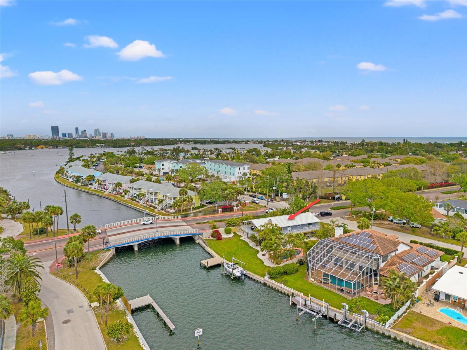 3901 POMPANO DR SE, ST PETERSBURG, FL, 33705