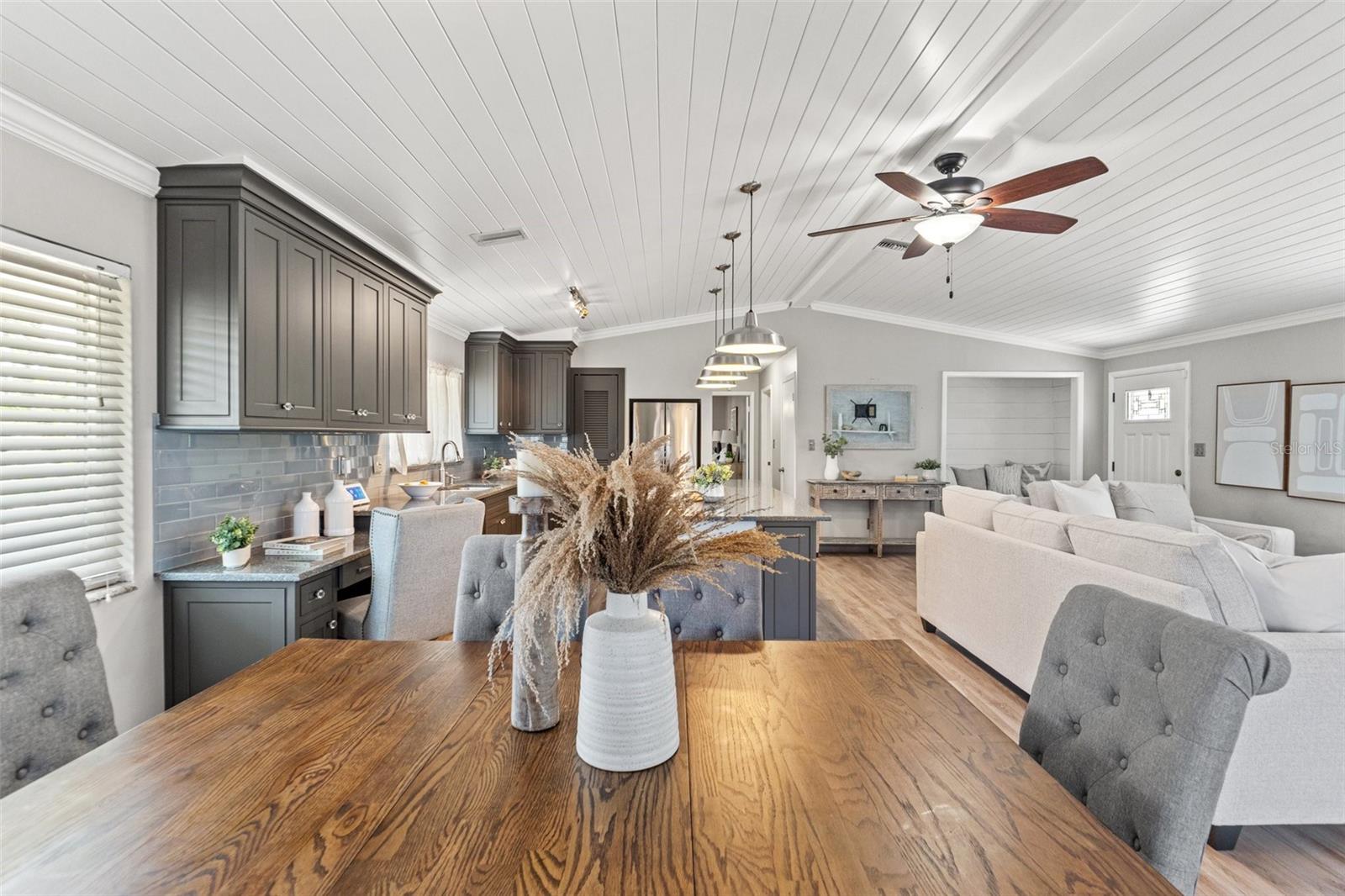 3901 POMPANO DR SE, ST PETERSBURG, FL, 33705