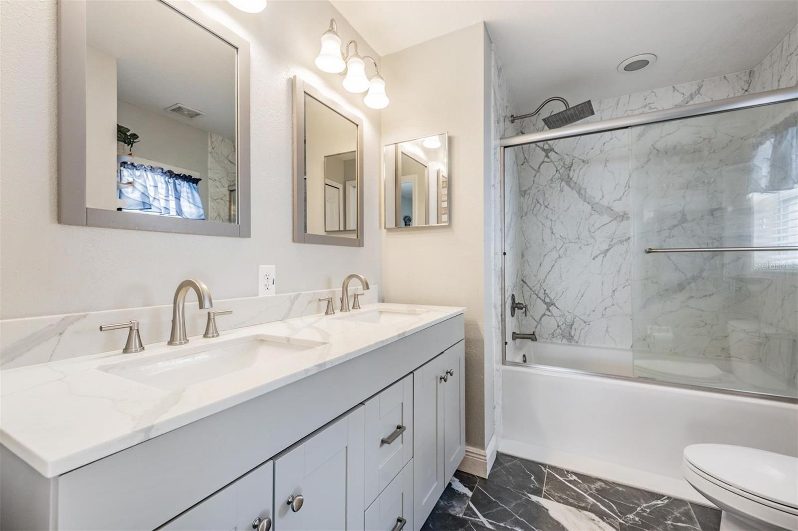 13511 FLADGATE MARK DR, RIVERVIEW, FL, 33579