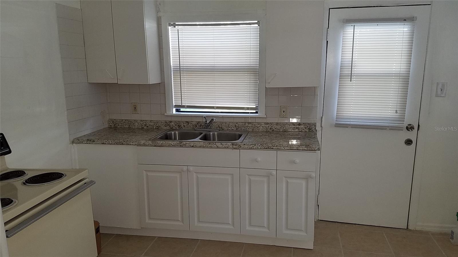 560 26TH ST S, ST PETERSBURG, FL, 33712