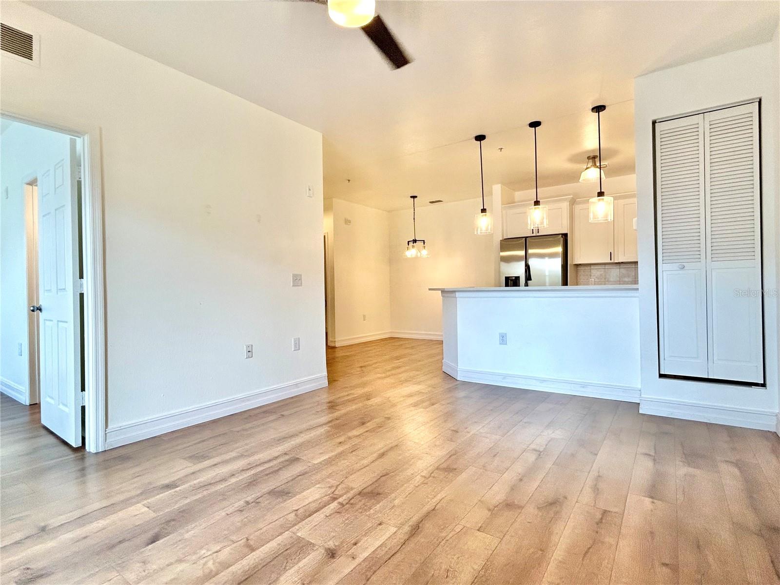 8124 CLAIRE ANN DR #202, ORLANDO, FL, 32825