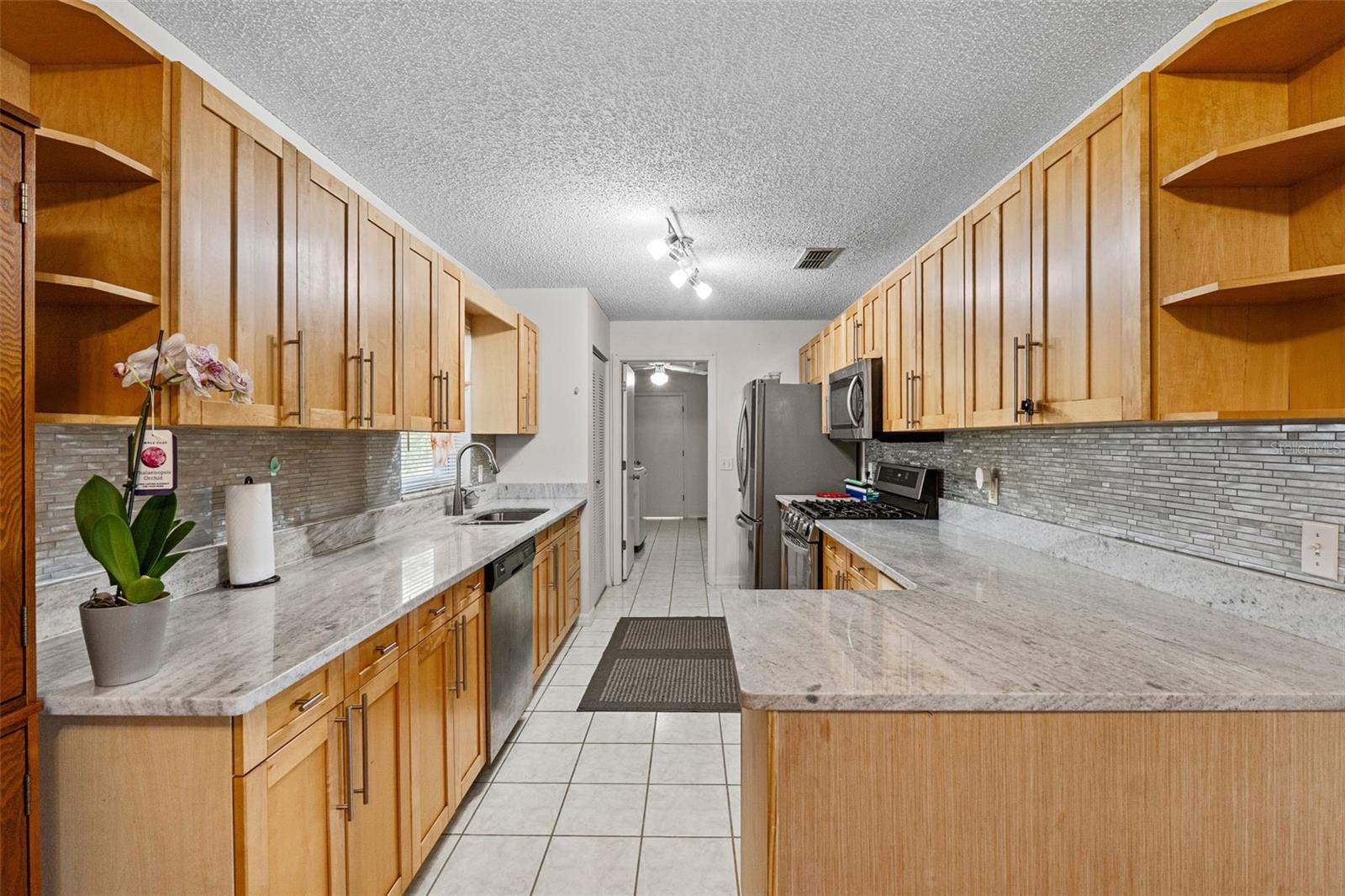 8975 CYPRESSWOOD DR, LAKE WALES, FL, 33898