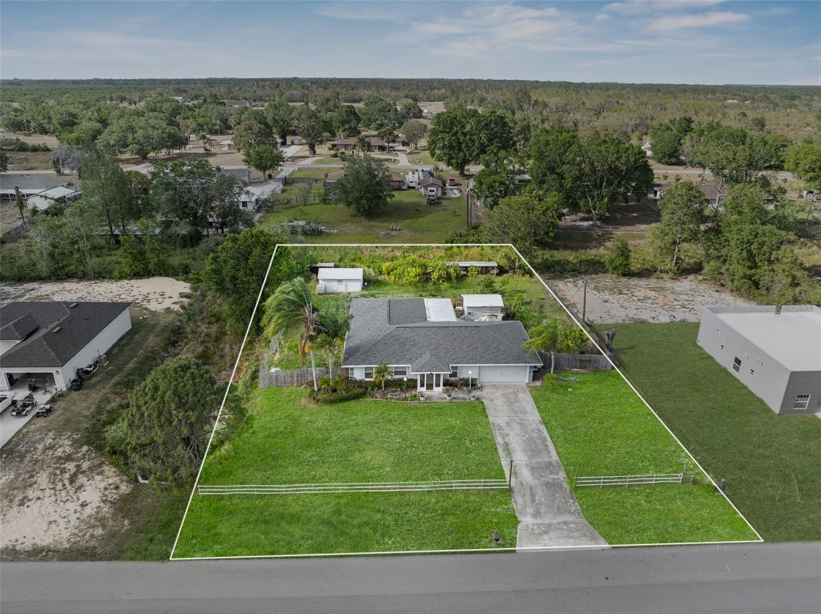 8975 CYPRESSWOOD DR, LAKE WALES, FL, 33898