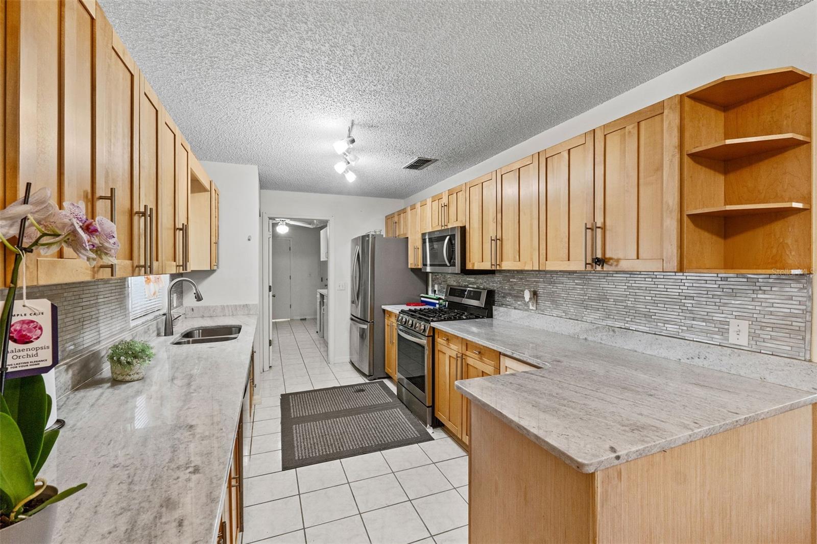 8975 CYPRESSWOOD DR, LAKE WALES, FL, 33898