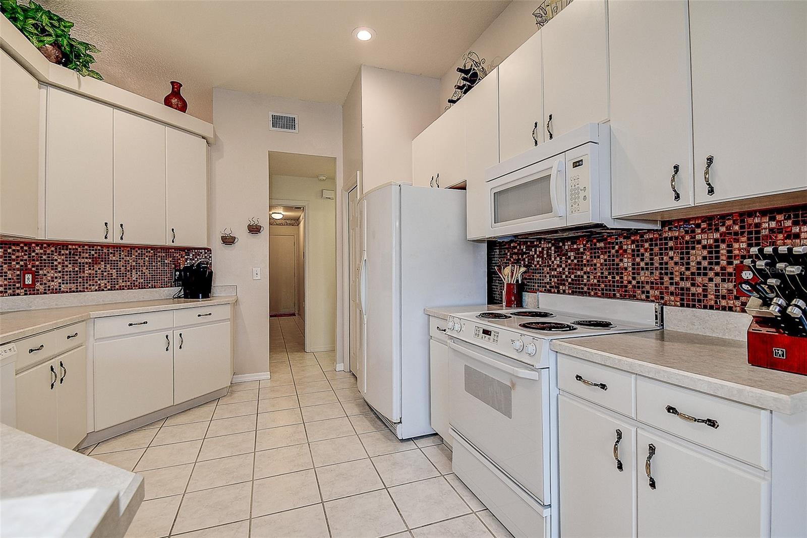 1920 FOLKSTONE PL, WESLEY CHAPEL, FL, 33543