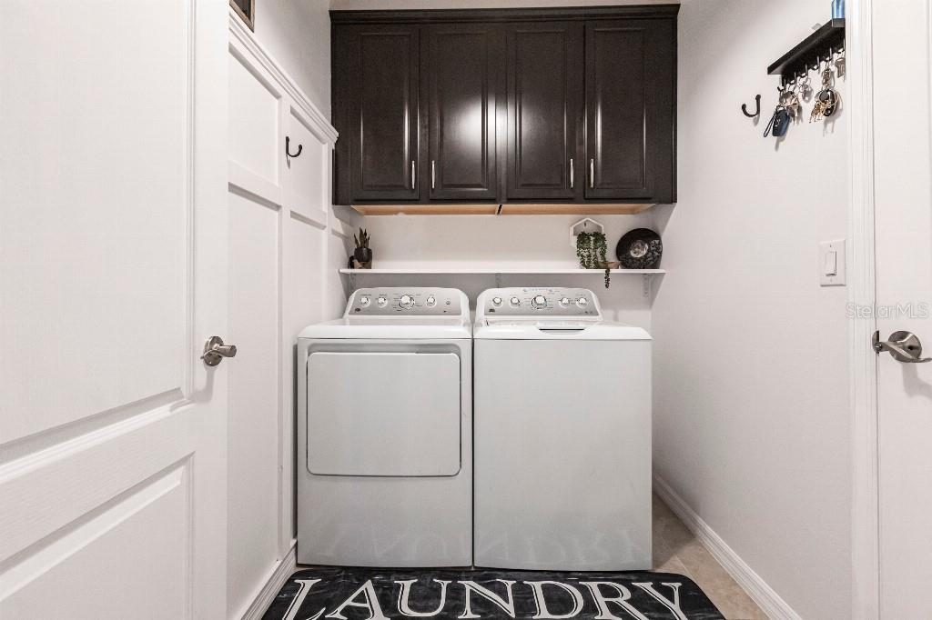 2855 ORIOLE DR, SARASOTA, FL, 34243