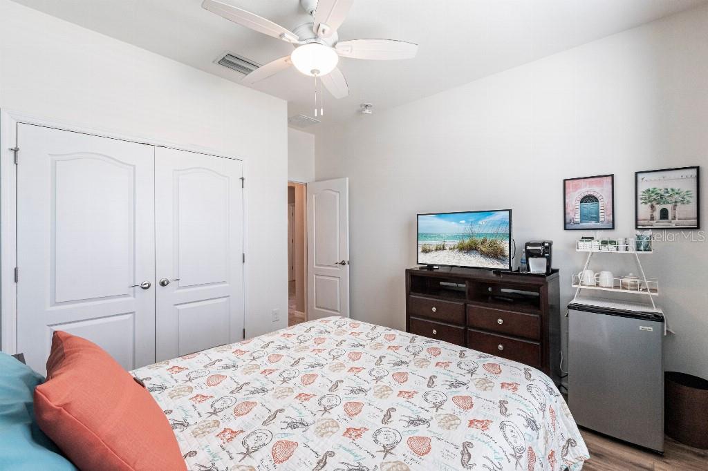 2855 ORIOLE DR, SARASOTA, FL, 34243