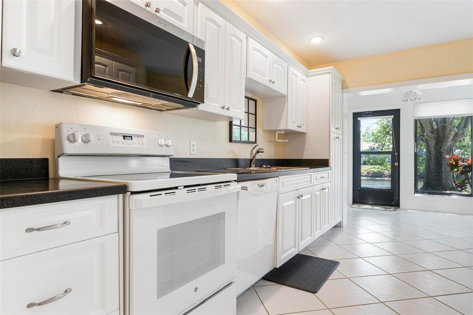 226 SOUTHAMPTON LN #257, VENICE, FL, 34293