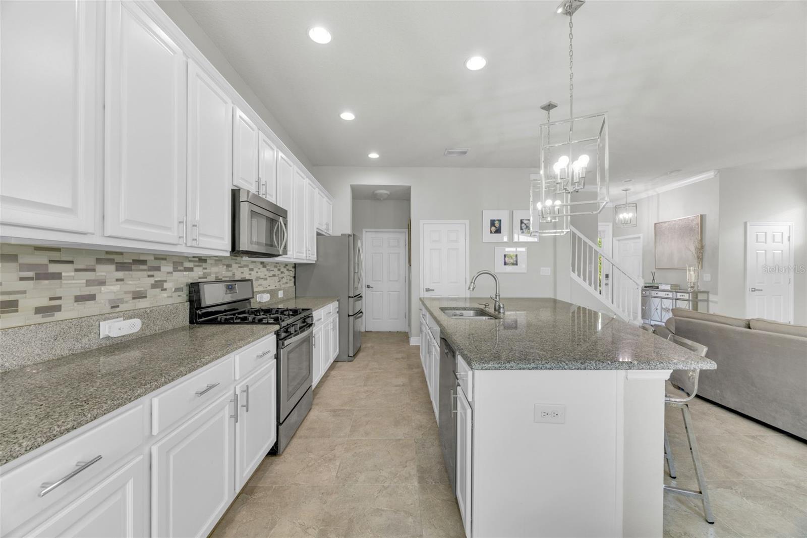 6518 SALT CREEK AVE, APOLLO BEACH, FL, 33572