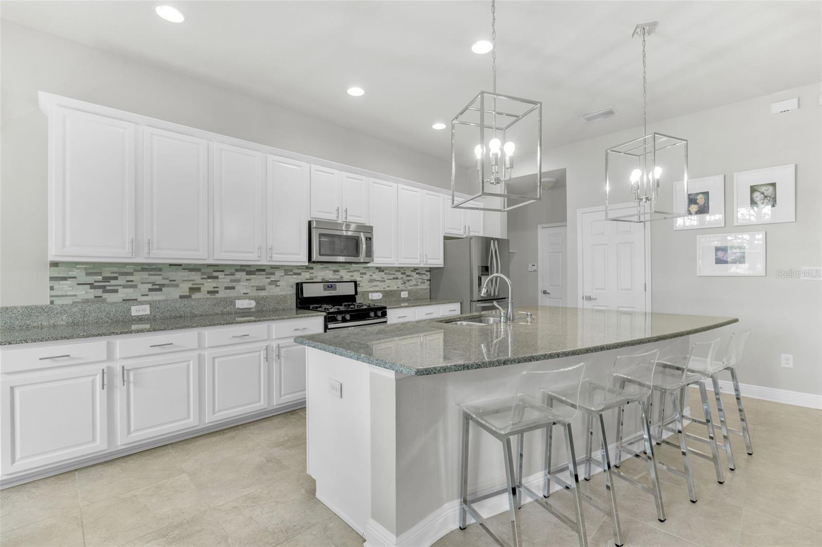 6518 SALT CREEK AVE, APOLLO BEACH, FL, 33572