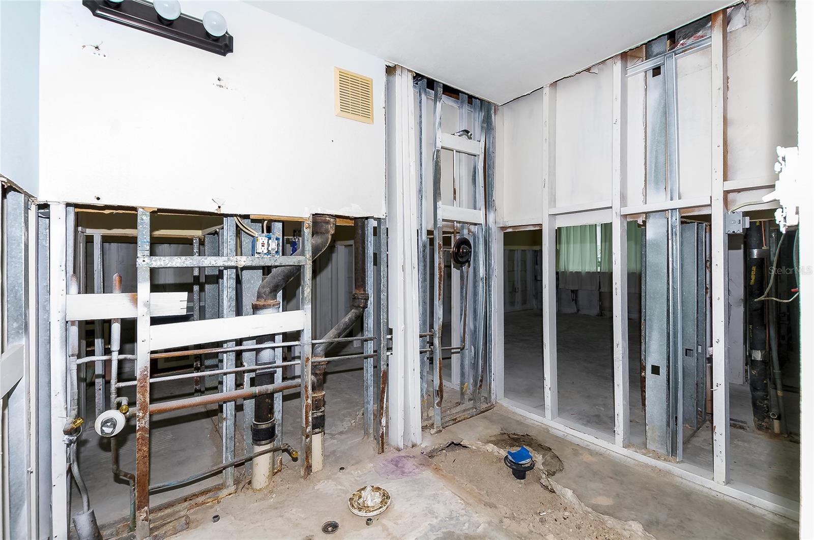 1451 GULF BLVD #102, CLEARWATER BEACH, FL, 33767