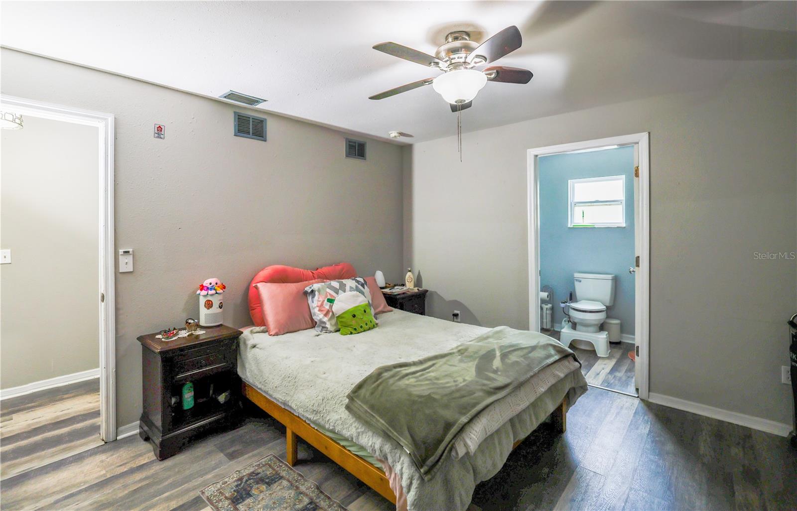 4610 COURTLAND ST, TAMPA, FL, 33610