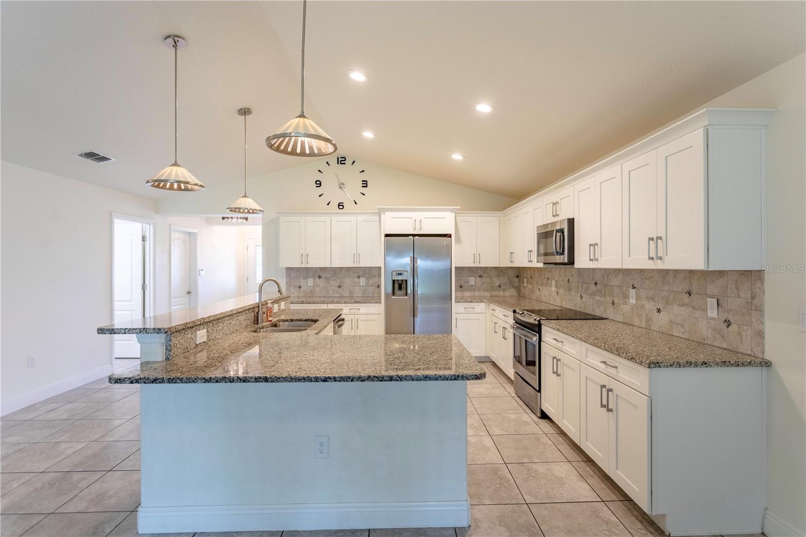 30505 ISLAND CLUB DR., DEER ISLAND, FL, 32778