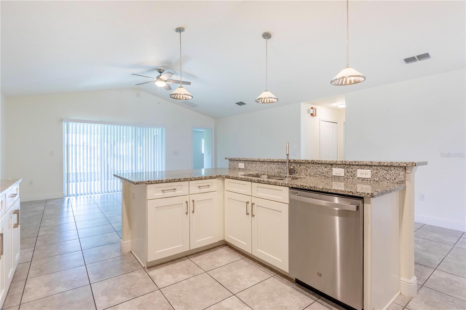 30505 ISLAND CLUB DR., DEER ISLAND, FL, 32778